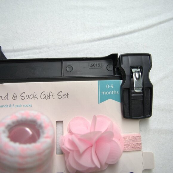 10 Piece Headband & Sock Gift Set, Brand New, Size 0-9 Months, Baby Girl - Picture 3 of 6